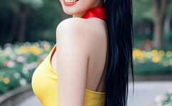 迈开腿尝尝你的草莓汁的图片